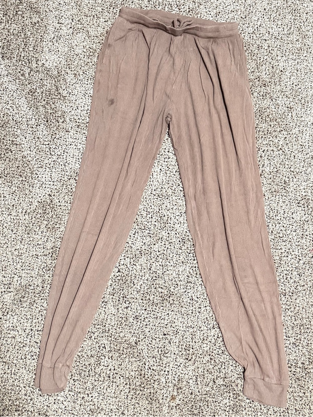 ALO Yoga Taupe Ribbed Lounge Leggings
